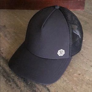 Lululemon seawheeze baller cap